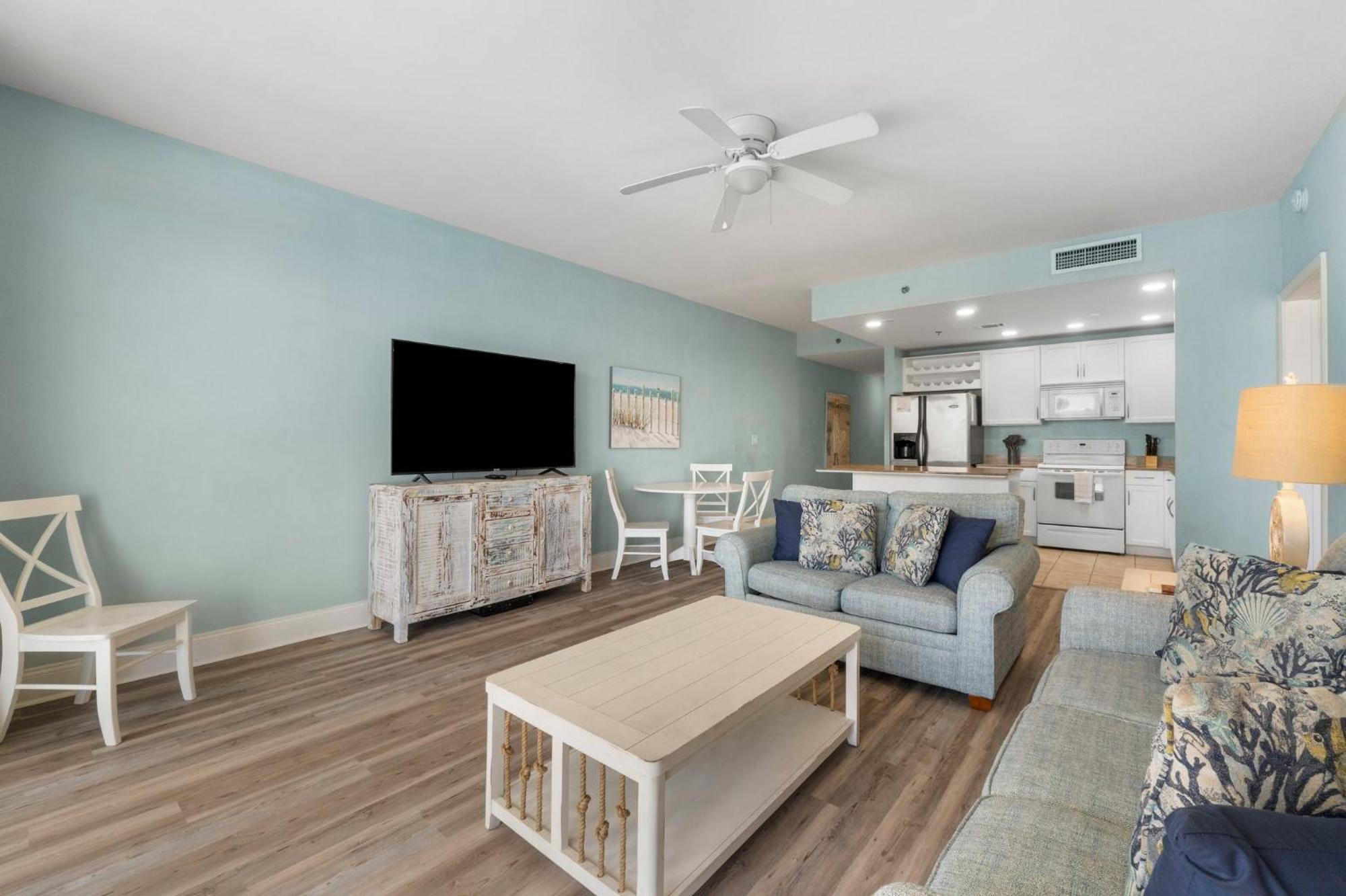 Keep It Beachy At Laketown Wharf #611 By Nautical Properties Vacation Rentals Panama City Beach Exterior photo