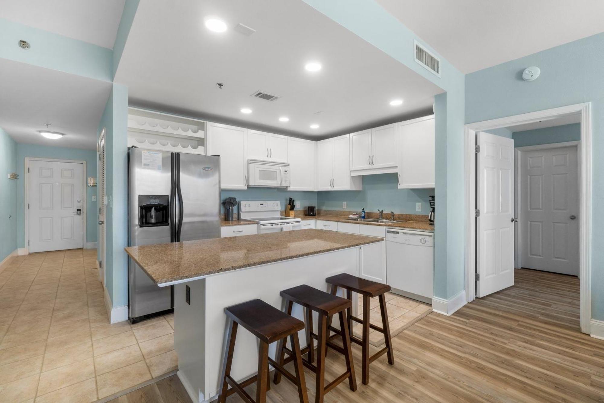 Keep It Beachy At Laketown Wharf #611 By Nautical Properties Vacation Rentals Panama City Beach Exterior photo